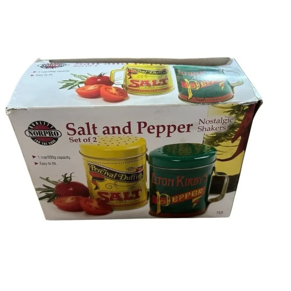 Norpro Nostalgic Salt And Pepper Shaker Set *New*